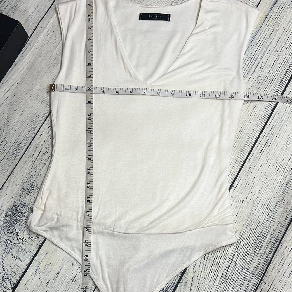 Women's White Sleeveless bodysuit small - Picture 3 of 6